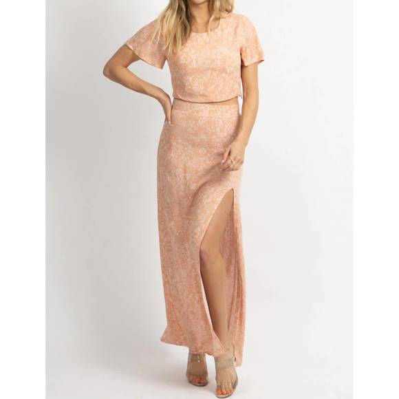 NEW LEVEE woven print maxi and crop set in apricot - Picture 1 of 6